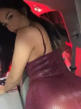 KylieKroftt online show from April 2026 10:40:02 PM