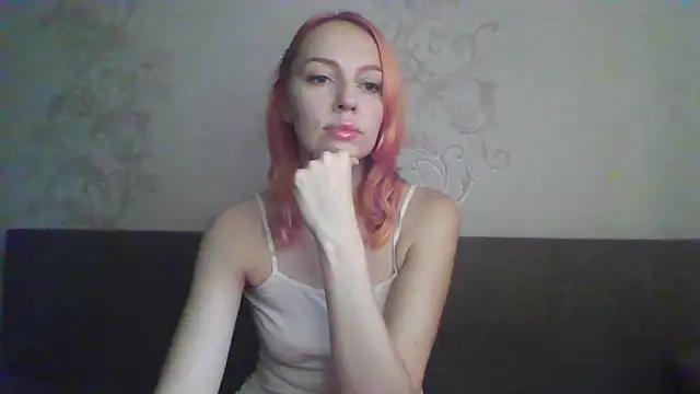 Snapshot of MashaSwan9977 chatting on October 2025 08:13:01 AM MashaSwan9977 online show from October 2025 08:13:01 AM