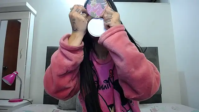 Taylormegan online show from September 2025 02:02:02 AM