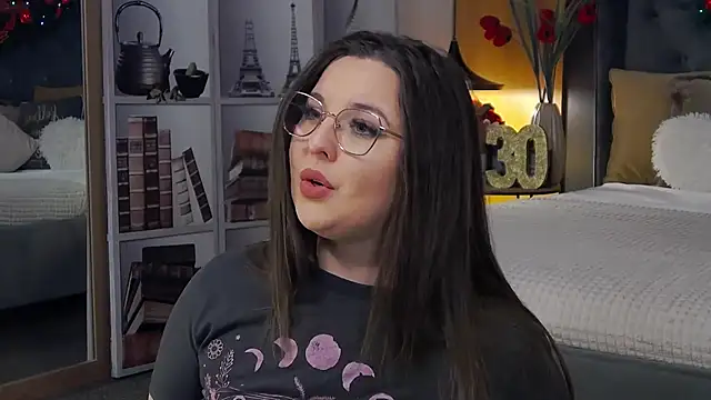 Mia Swano online show from December 2025 10:27:02 PM