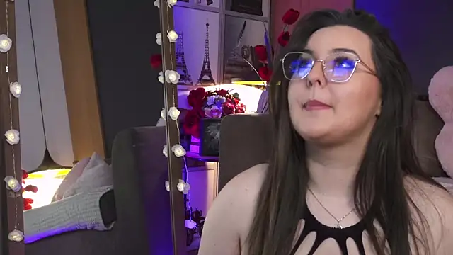 Mia Swano online show from March 2026 12:13:02 AM