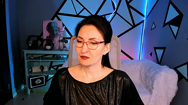 Snapshot of UnaTerra chatting on April 2026 05:14:02 AM UnaTerra online show from April 2026 05:14:02 AM