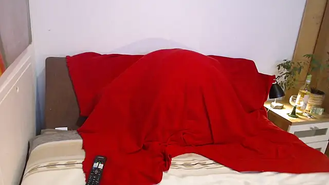 EdelHolz91 online show from February 2026 04:17:01 PM