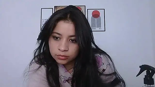 Snapshot of ValerieLove_ chatting on March 2026 12:21:01 PM ValerieLove online show from March 2026 12:21:01 PM