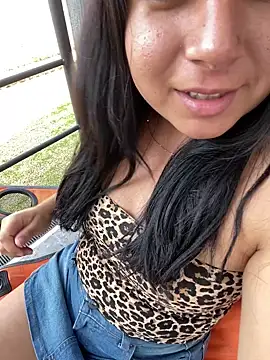 Alaia33200 online show from March 2026 10:27:01 PM