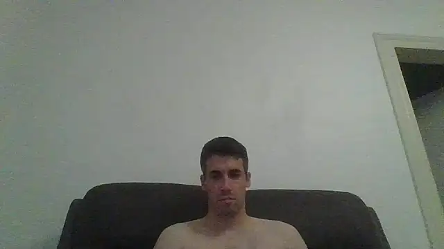 JulioIsHere4you online show from September 2025 03:57:01 PM