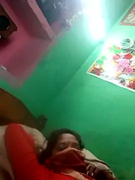 CUTE-004 online show from December 2025 08:40:02 AM