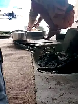 CUTE-004 online show from January 2026 05:43:01 AM