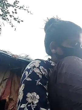 Janvi Jaitly online show from December 2025 01:26:02 AM