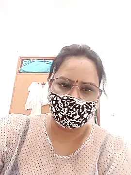 Snapshot of Your-vipasha chatting on May 2026 03:06:01 PM Your-vipasha online show from May 2026 03:06:01 PM