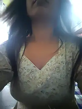 Snapshot of your_favourite_bhabhi chatting on April 2026 10:29:02 AM your favourite bhabhi online show from April 2026 10:29:02 AM