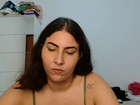 ApenasLys online show from April 2026 12:22:01 AM