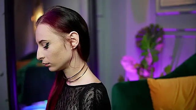 SaraiAngel online show from November 2025 09:59:01 PM