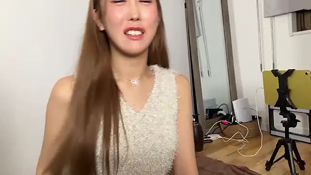 Nakadashi-kun online show from October 2025 12:47:01 PM