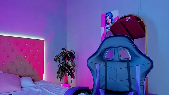 JennyLawrence online show from November 2025 07:46:02 PM