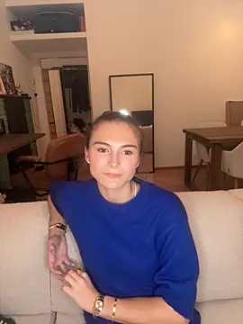 SophiiaStarr online show from September 2025 06:52:01 PM