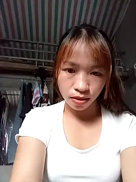 Snapshot of mary-02 chatting on September 2025 10:48:02 AM mary-02 online show from September 2025 10:48:02 AM