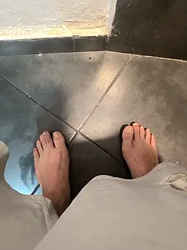 penchis90 online show from February 2026 06:04:02 PM