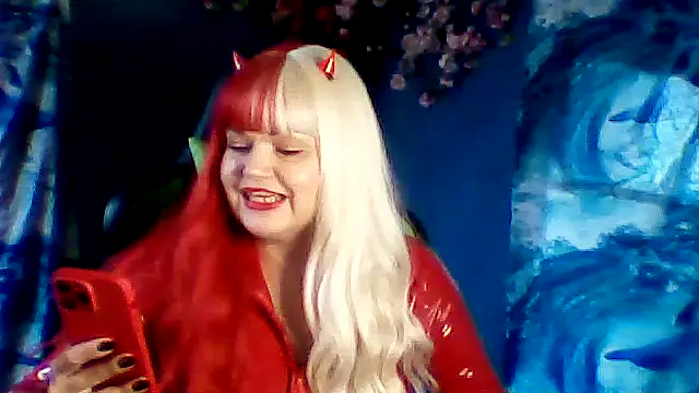 Nayvessa online show from November 2025 06:57:02 AM