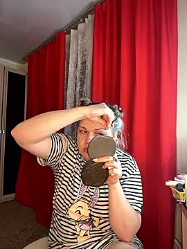 Nayvessa online show from January 2026 12:00:01 PM