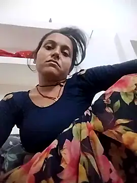 Snapshot of Sonam_shinde chatting on May 2026 05:20:02 PM Sonam shinde online show from May 2026 05:20:02 PM