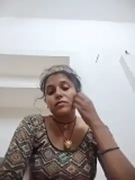 Snapshot of Sonam_shinde chatting on June 2026 04:23:01 PM Sonam shinde online show from June 2026 04:23:01 PM