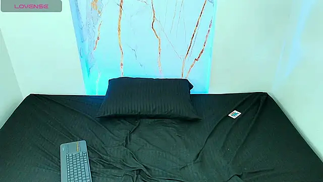 Anny mendes online show from October 2025 04:57:02 AM