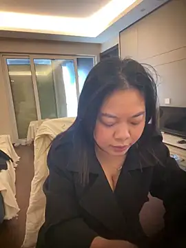 smgirls online show from November 2025 06:46:02 AM