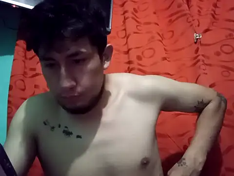 True Di online show from October 2025 01:52:02 AM