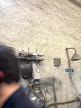 True Di online show from December 2025 12:58:02 PM