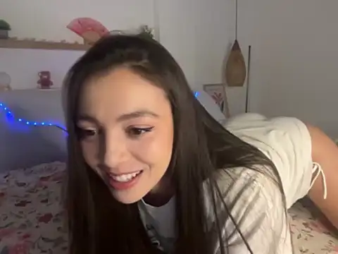 keirasworld online show from January 2026 12:24:01 AM