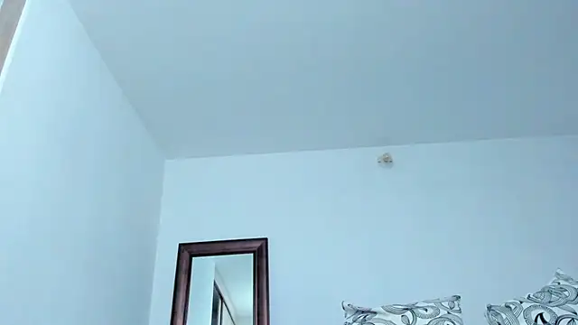 KingLevi01 online show from March 2026 01:27:02 AM