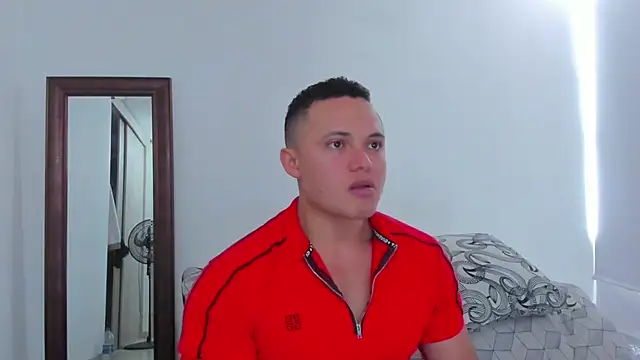 KingLevi01 online show from June 2026 04:51:01 PM