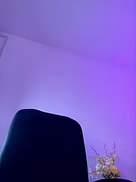 Charlottediolet online show from January 2026 01:38:02 PM