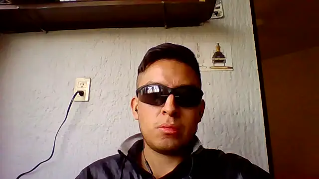 aczinovelez342 online show from January 2026 10:03:02 PM