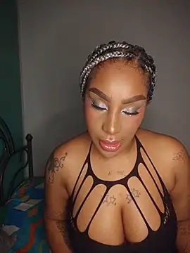Queen Amara online show from June 2026 04:17:02 AM