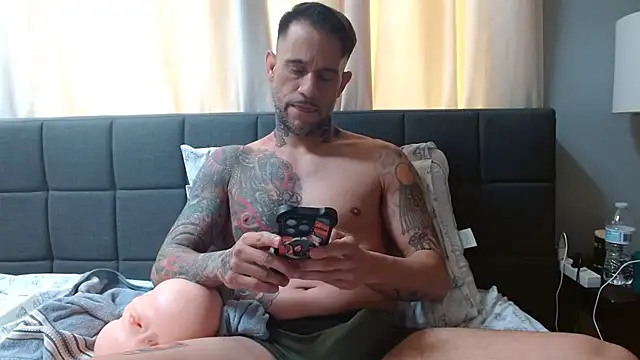 Snapshot of SexyFitDaddyy chatting on March 2026 07:35:01 PM SexyFitDaddyy online show from March 2026 07:35:01 PM