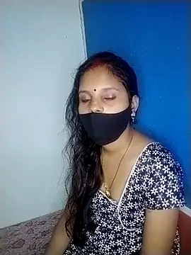 Komal-Rajput online show from November 2025 06:32:01 PM