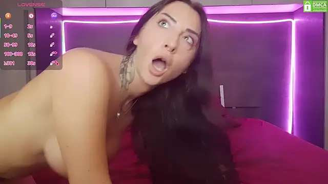 Snapshot of nikkaanderic chatting on September 2025 02:29:02 PM nikkaanderic online show from September 2025 02:29:02 PM