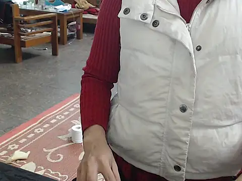 Ami 8x online show from November 2025 02:10:01 PM