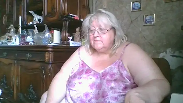 Snapshot of Lala-Love56 chatting on September 2025 07:19:01 AM Lala-Love56 online show from September 2025 07:19:01 AM