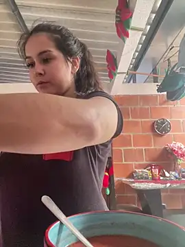 amberbakee online show from December 2025 03:18:02 PM