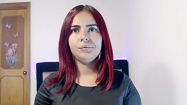 Snapshot of Valeryxs chatting on February 2026 09:00:02 PM Valeryxs online show from February 2026 09:00:02 PM