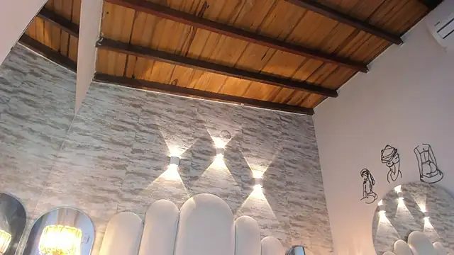 Snapshot of Kristy1_ chatting on November 2025 11:09:02 AM Kristy1 online show from November 2025 11:09:02 AM