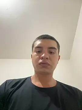 lonewolt online show from September 2025 10:53:01 PM