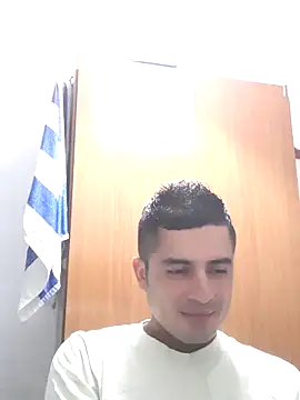 Andr3s69xxx online show from September 2025 08:53:02 PM