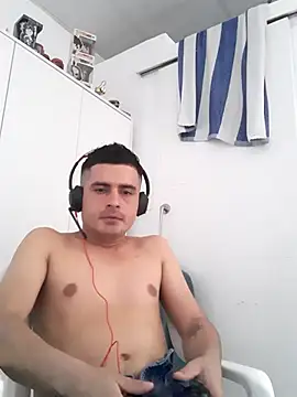 Andr3s69xxx online show from April 2026 02:37:01 PM