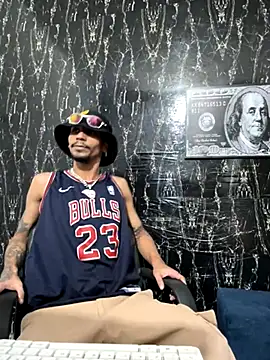 carl jhonson821 online show from November 2025 05:11:01 PM