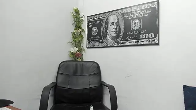 carl jhonson821 online show from November 2025 08:40:01 AM