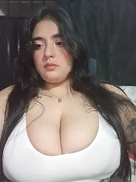 Snapshot of MIIN_JII_1 chatting on June 2026 06:01:01 AM MIIN JII 1 online show from June 2026 06:01:01 AM